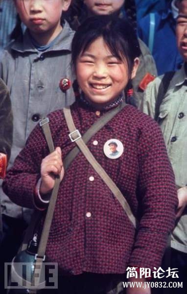 美记者眼中的71年中国20121025041253353.jpg