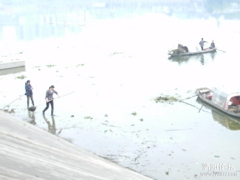 打捞漂浮物