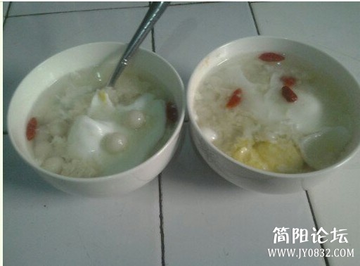 和小朋友的早餐.jpg