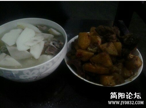 山药排骨汤VS土豆烧排骨.jpg