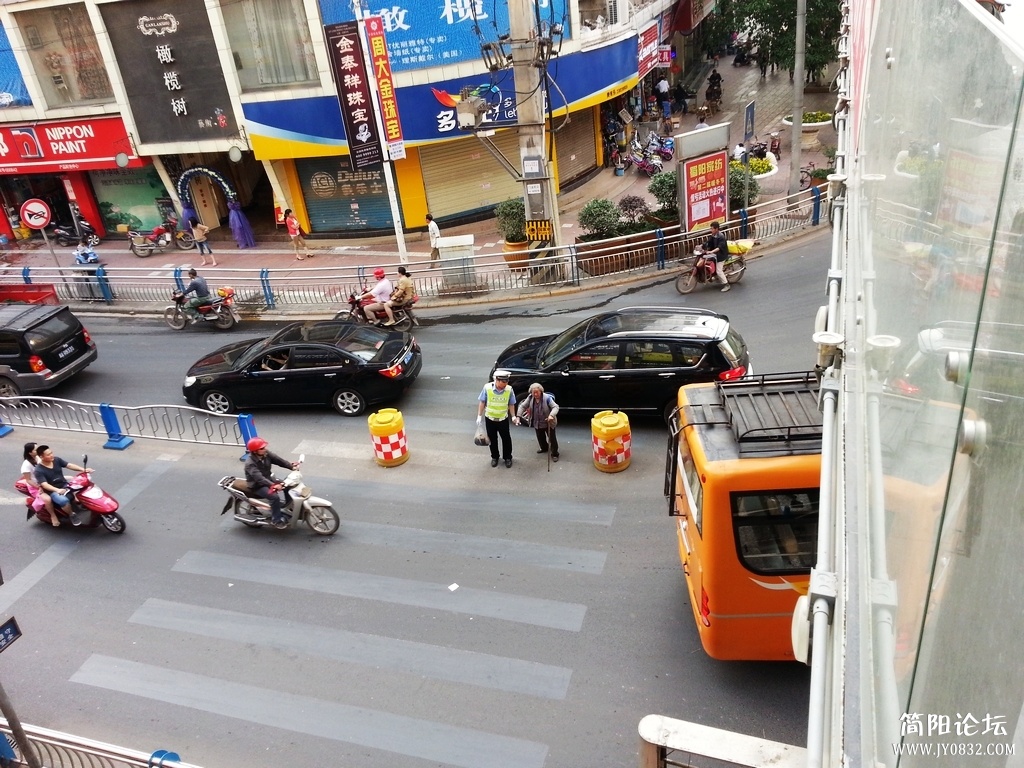 nEO_IMG_20130425_174032.jpg