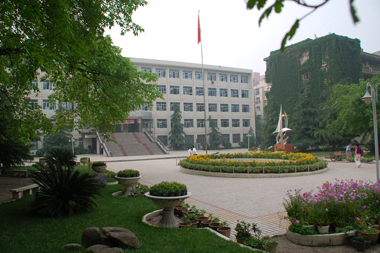 美丽的简中校园