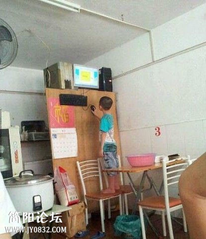 不让孩子打游戏玩电脑，其实是为了锻炼孩子的技能点数.jpg