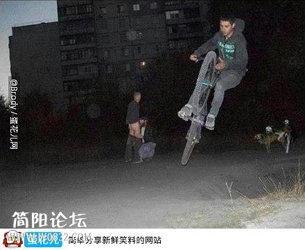 51799f3df8dcd100de793909708b4710b8122f6b.jpg