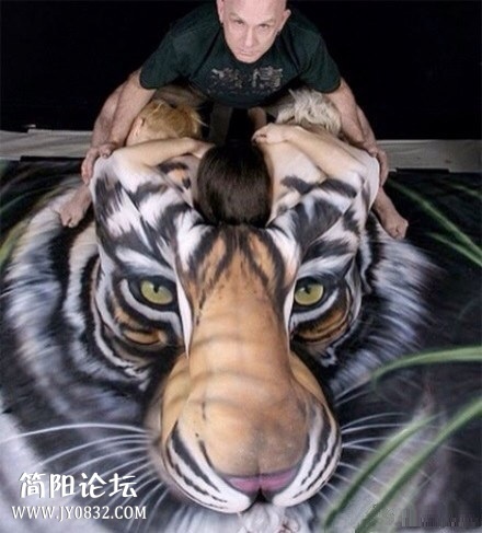 让你见识见识什么叫真正的人体艺术.jpg