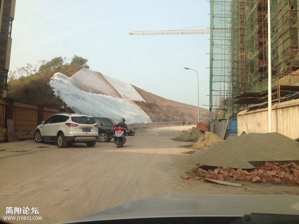 QQ图片20131116220101.jpg