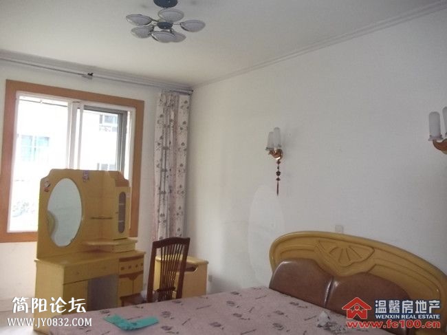 2013121557260497.jpg