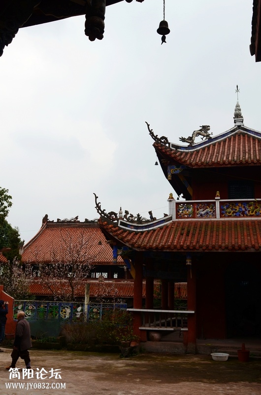 简阳鼓楼山天池寺2.JPG