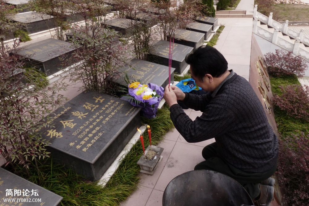 清明祭祀2.jpg