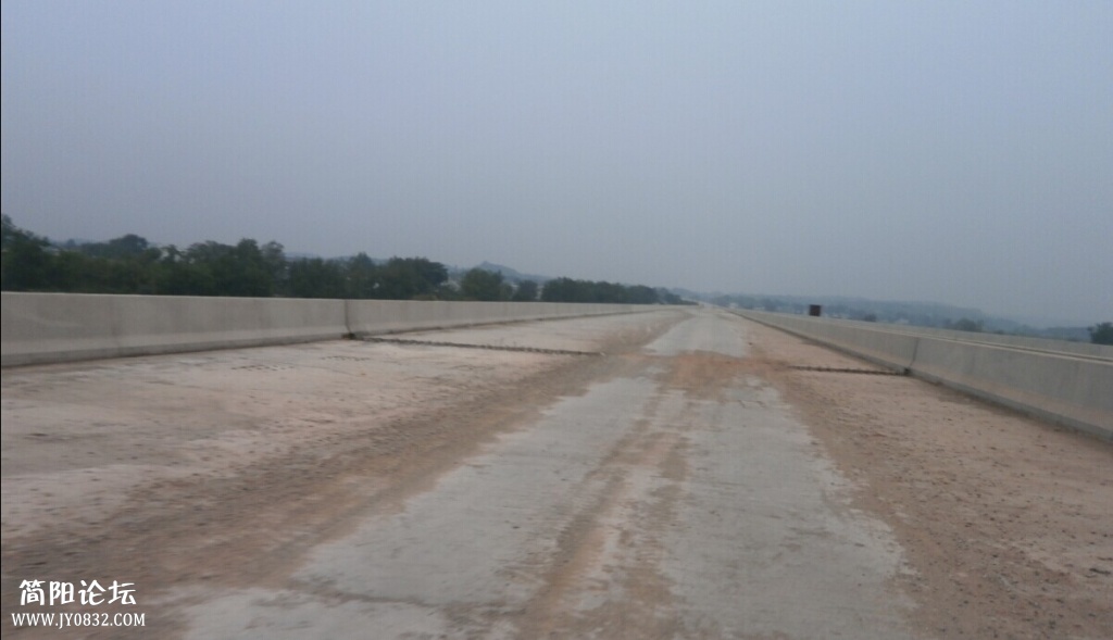 成安渝誇沱江大橋