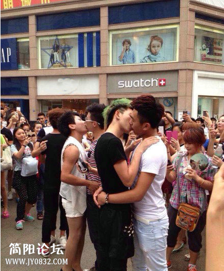 QQ截图20140603180235.png