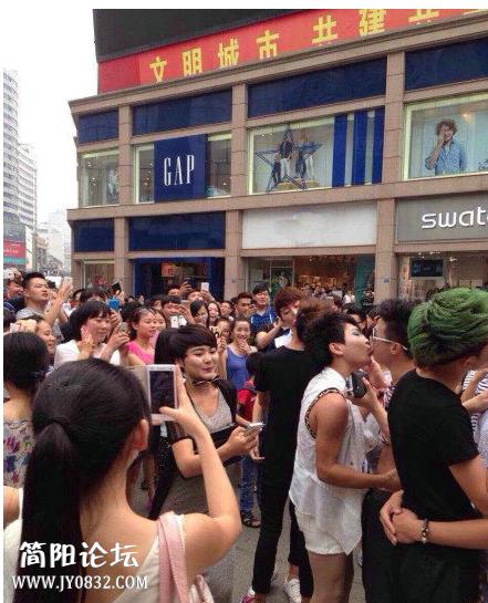 QQ截图20140603180252.png