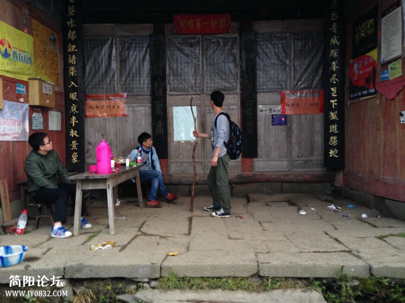 重点是棍子.JPG