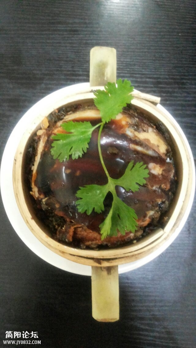 竹笼蒸扣肉
