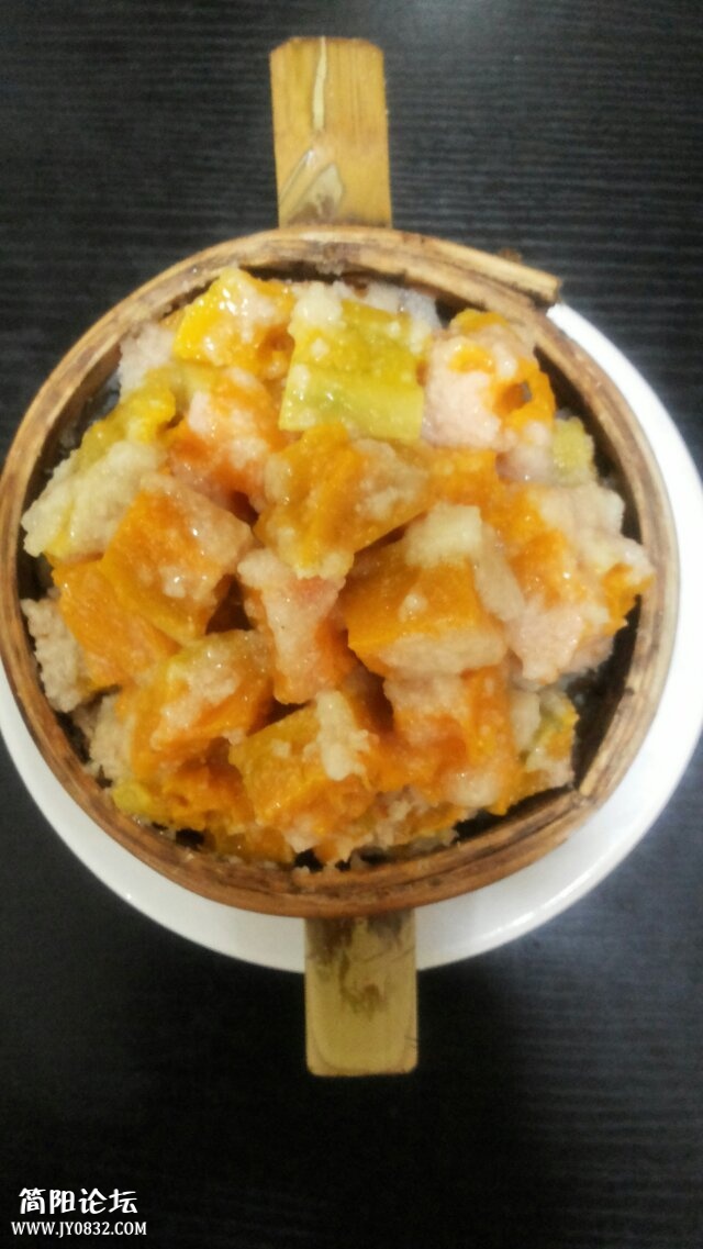 竹笼蒸南瓜