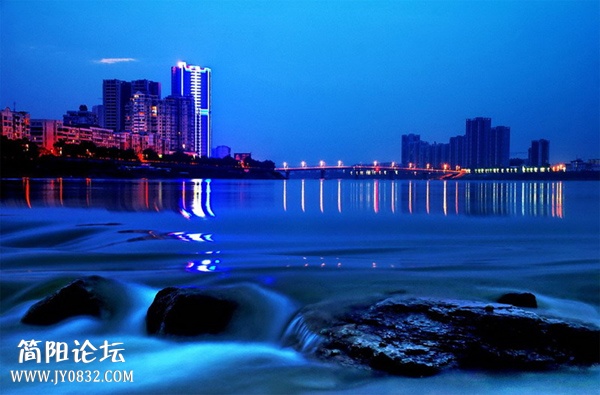 201182150311_河畔夜景1.jpg