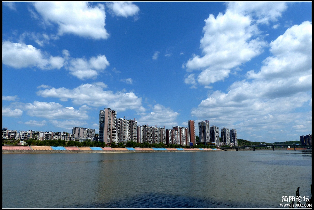 P1320115_副本.jpg1.jpg