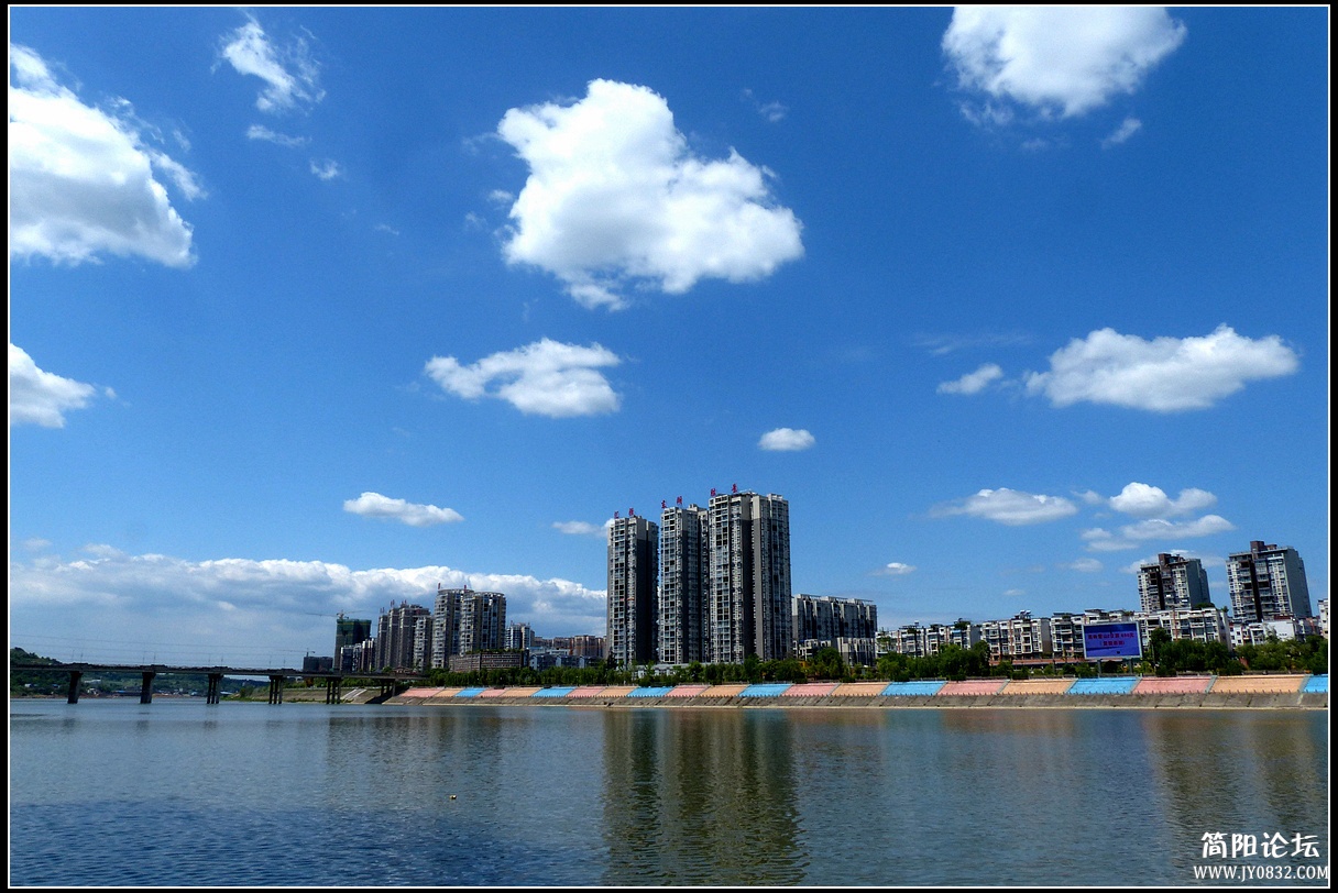 P1320119_副本.jpg1.jpg