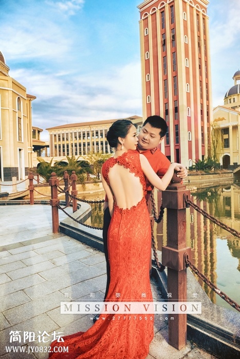 LEO_4403-恢复的.jpg