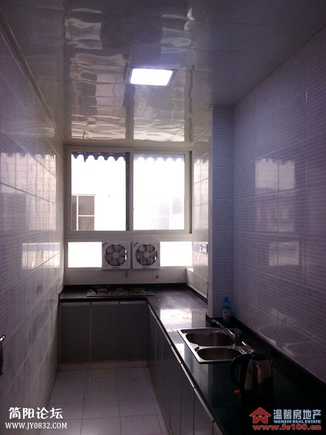 2014030760395945.jpg