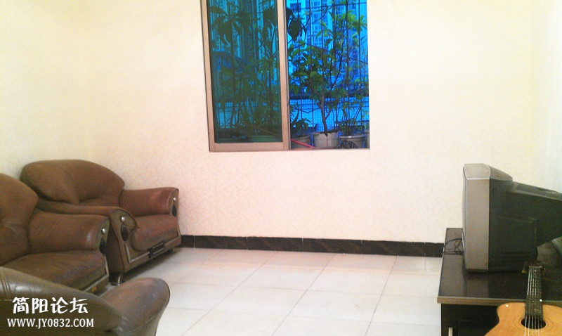 2014092446935401.jpg