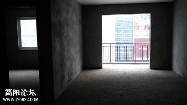 2014092835030181.jpg