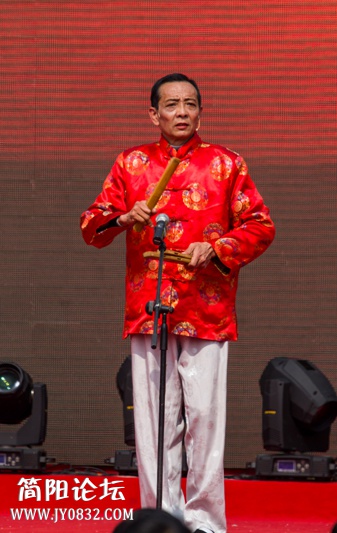 广场周活动-12-wl.jpg