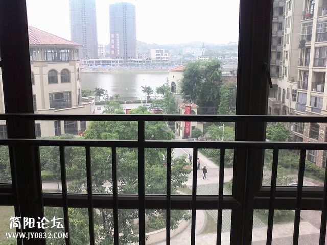 2014050239893565.jpg