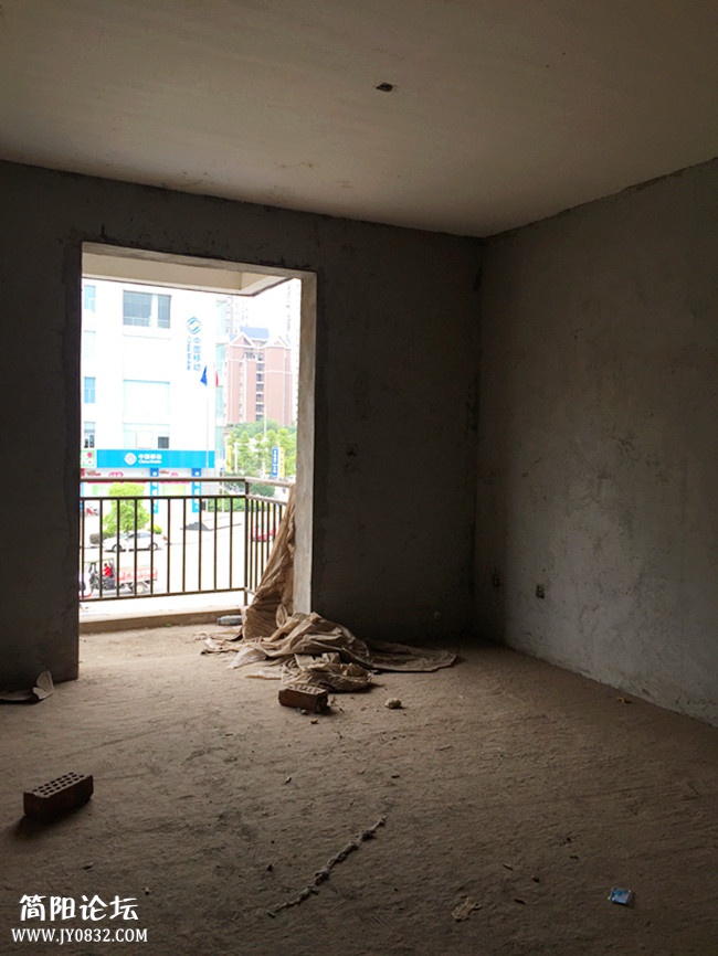 2015060139875077.jpg