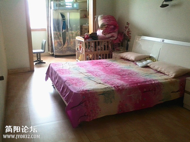 2014032752756281.jpg