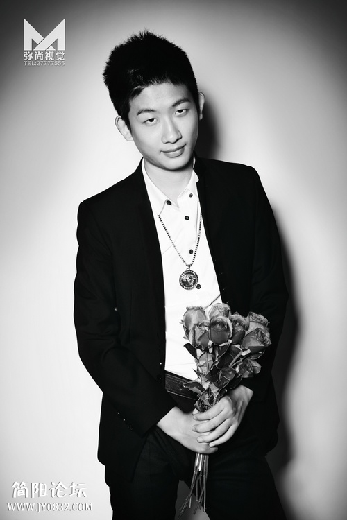 LEO_1039.jpg