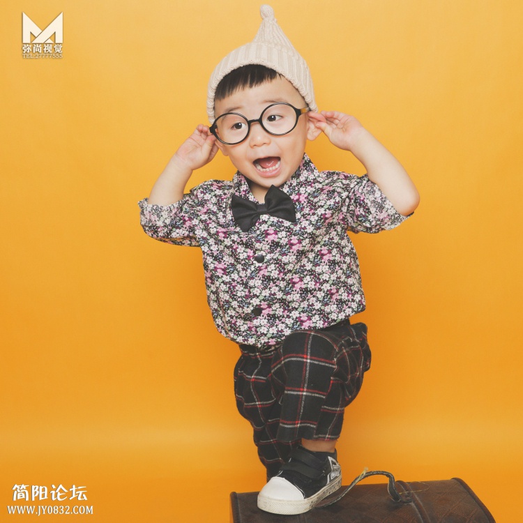 LEO_3245  20寸海报.jpg