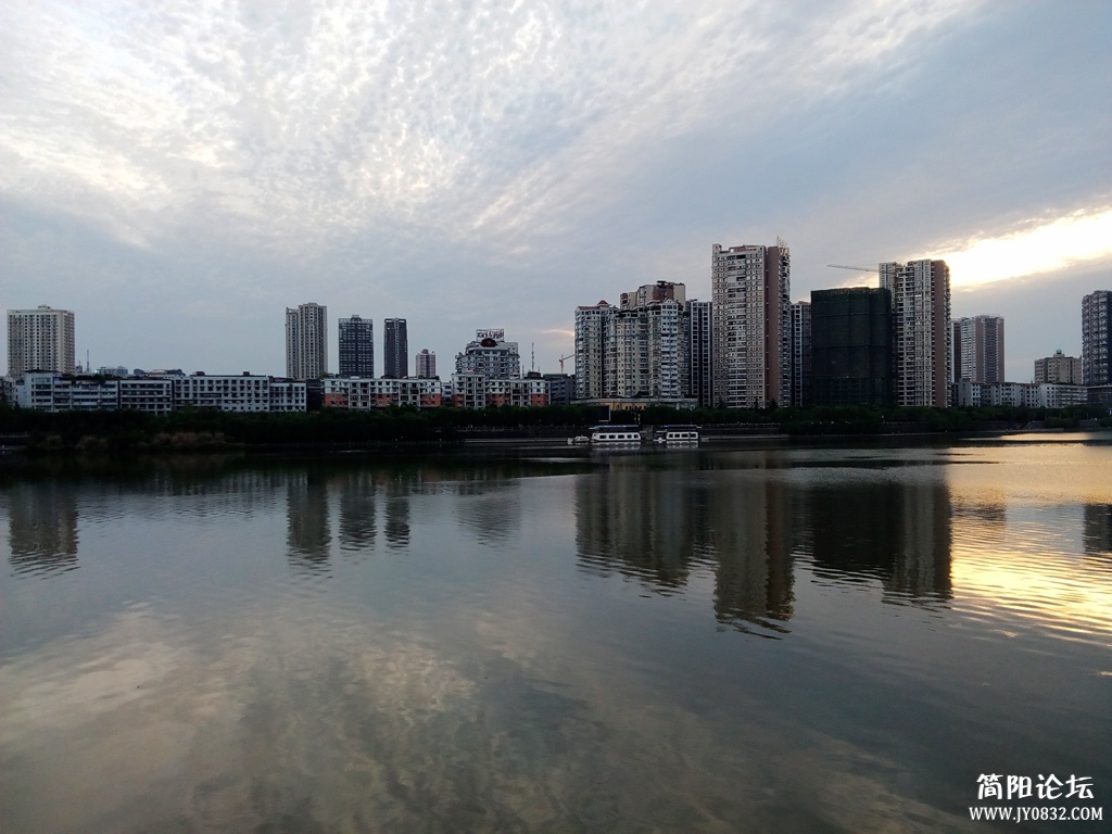 IMG_20160416_185503_204.jpg