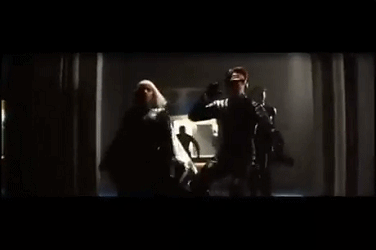 当年的《X战警》，蜘蛛侠跑错片场.gif