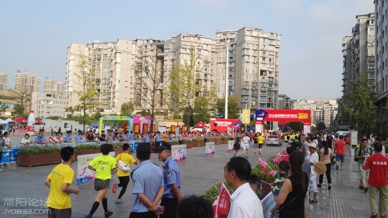 IMG_20160828_080500.jpg