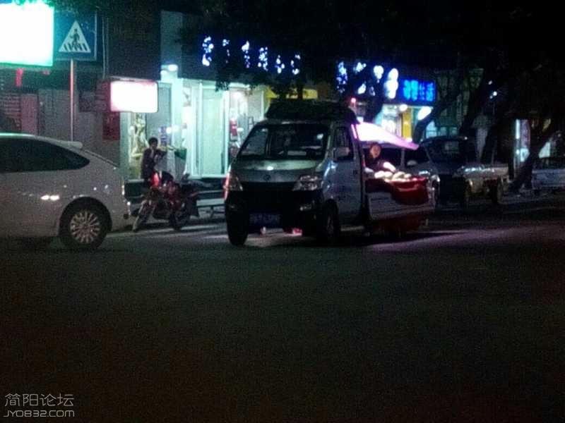 mHjMzJ1Hpj66.jpg