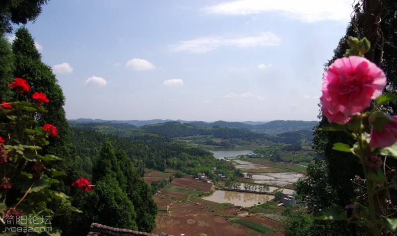 普安卧龙山 .jpg