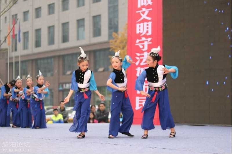 UyU0841uwGY1.jpg