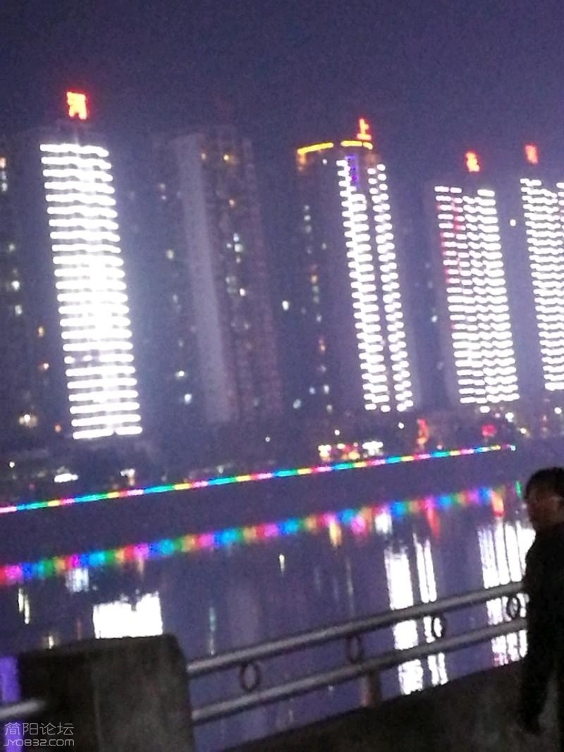 YTDcxf88DTi8.jpg