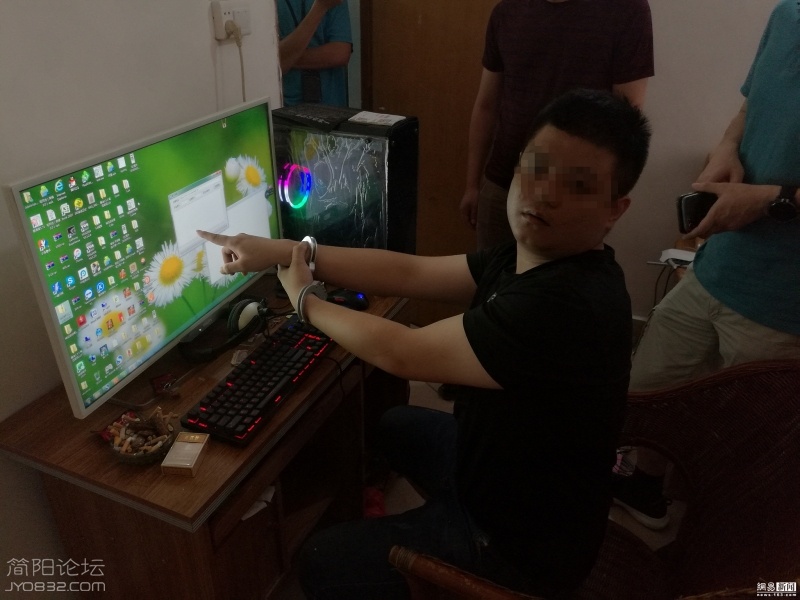 DKMGIOAJ00AP0001NOS.jpg