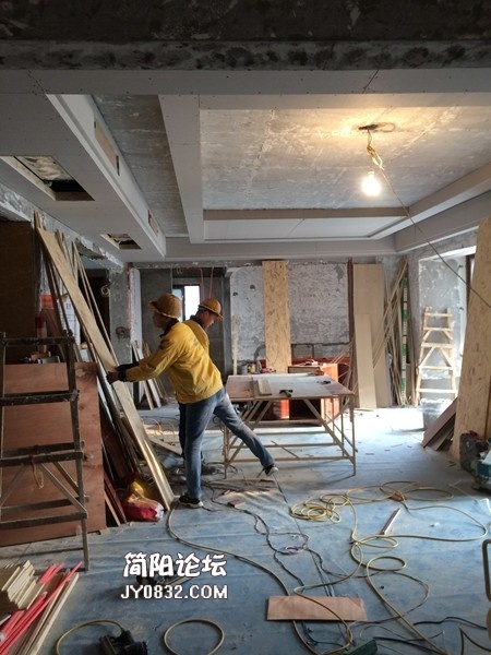 201716181015889 - 副本.JPG