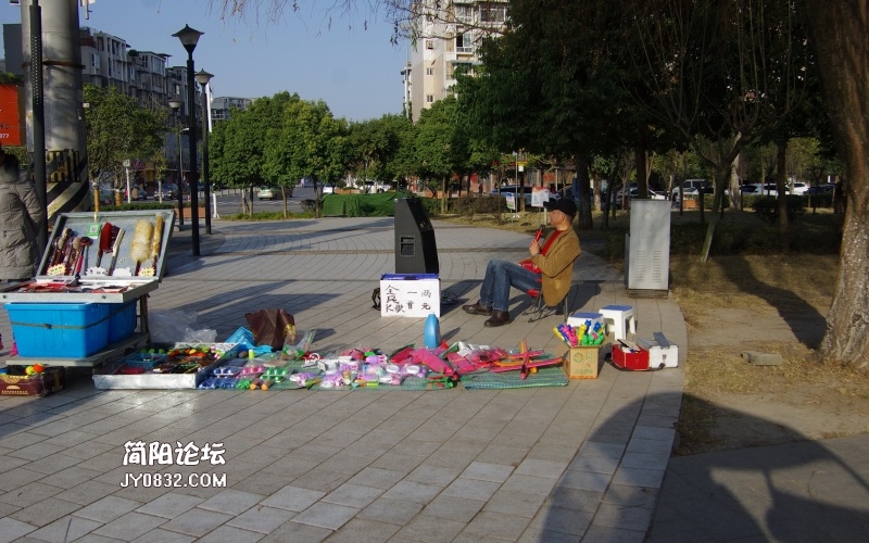 11另一种坚守.jpg
