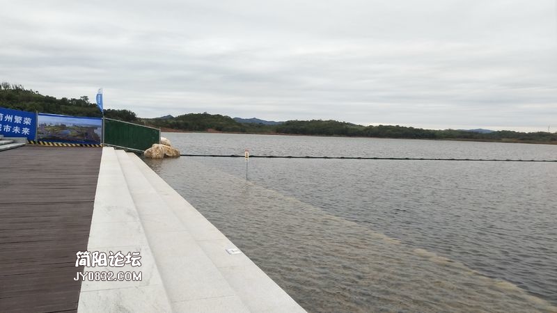 龙马湖