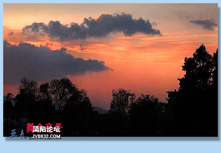 24——舞台夜景.jpg