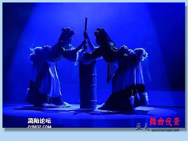 73——舞台夜景.jpg