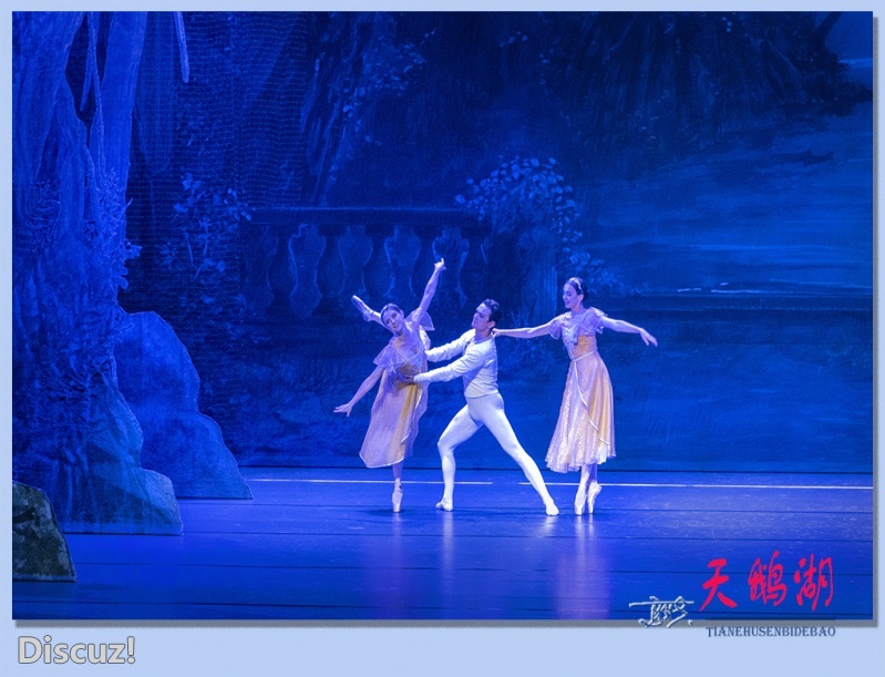03——天鹅湖.jpg