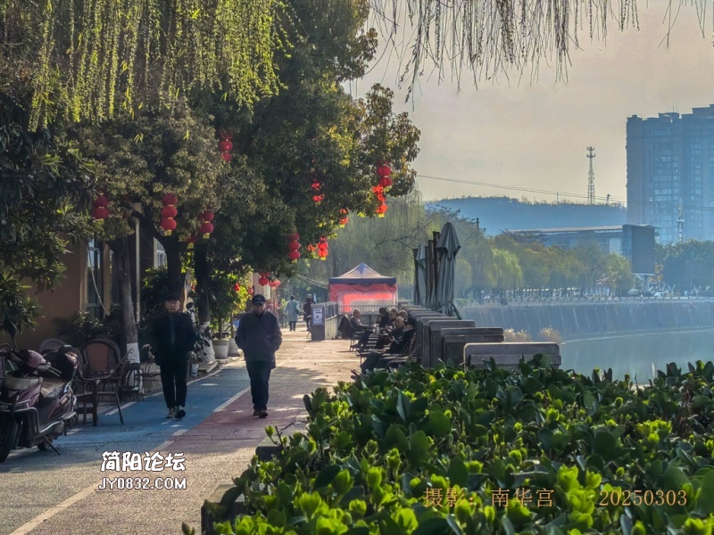 沱江岸边_20250303094640.jpg