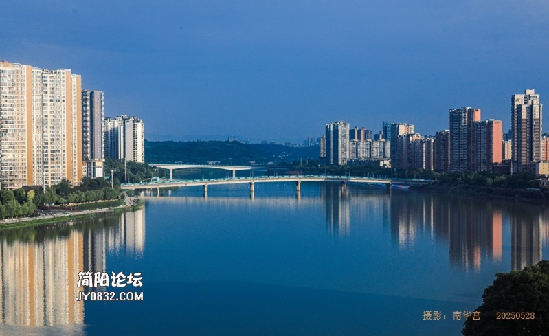 龙舟赛主赛道.jpg