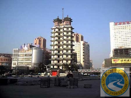 郑州二·七纪念塔.jpg