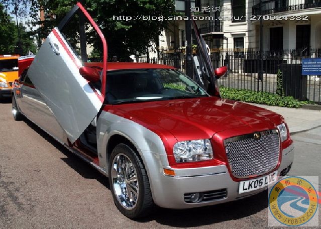 13、Chrysler 300C 克莱斯勒300C超长超酷版